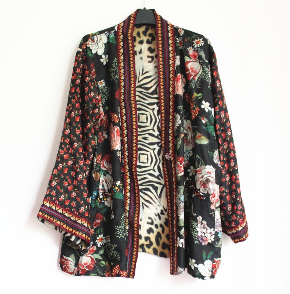 NEW Johnny Was Merhawi Silk Reversible Kimono $465, Open Coat, Size M